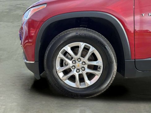 Used 2019 Chevrolet Traverse LT AWD/4WD image 37