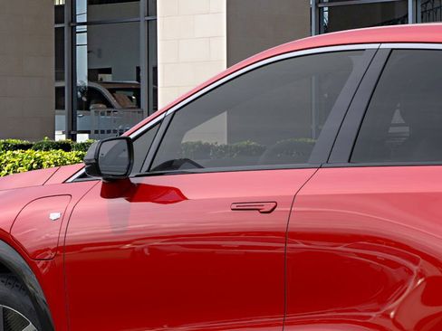 New 2026 Cadillac Optiq Luxury 1 w/ LPO, Floor Liner Package image 12