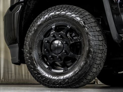Used 2018 GMC Sierra 3500 Denali w/ Duramax Plus Package AWD/4WD image 54