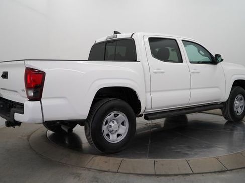 Used 2023 Toyota Tacoma SR AWD/4WD image 7