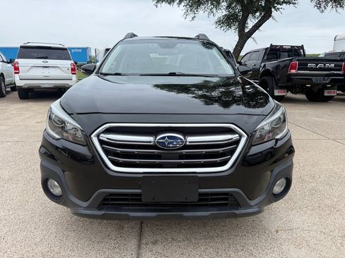 Used 2019 Subaru Outback 2.5i Premium AWD/4WD image 2