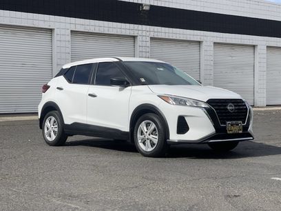 Used 2023 Nissan Kicks S