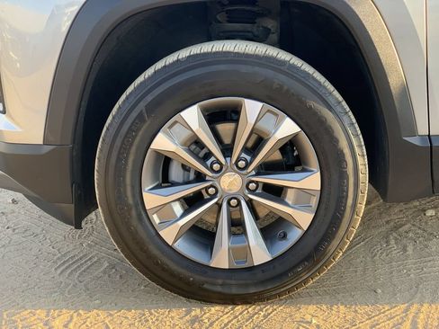 Certified 2026 Chevrolet Equinox LT FWD image 31