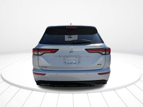 Used 2024 Mitsubishi Outlander SE FWD image 5