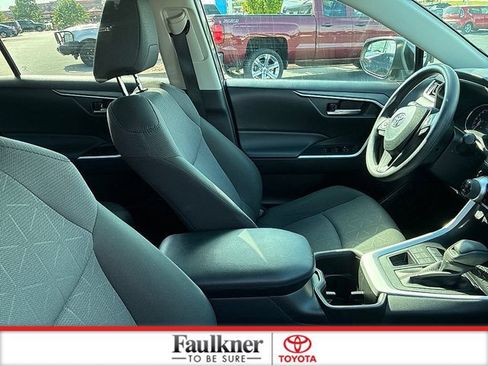 Certified 2025 Toyota RAV4 XLE AWD/4WD image 22