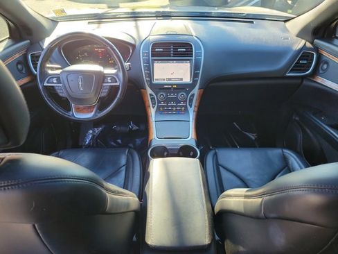 Used 2019 Lincoln Nautilus Reserve image 17