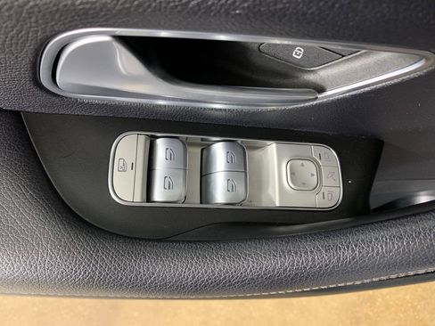 Used 2022 Mercedes-Benz GLE 350 4MATIC w/ Premium Package image 14