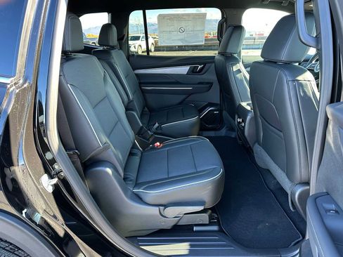 New 2026 Buick Enclave Preferred image 12