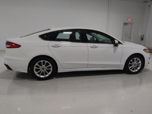 Used 2020 Ford Fusion SE FWD image 10