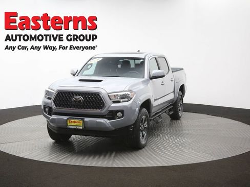 Used 2018 Toyota Tacoma TRD Sport AWD/4WD image 57