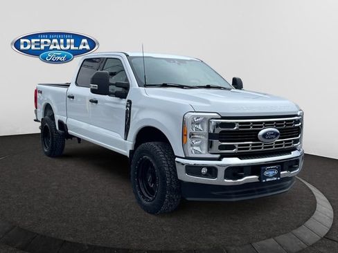 Used 2023 Ford F350 XLT image 9