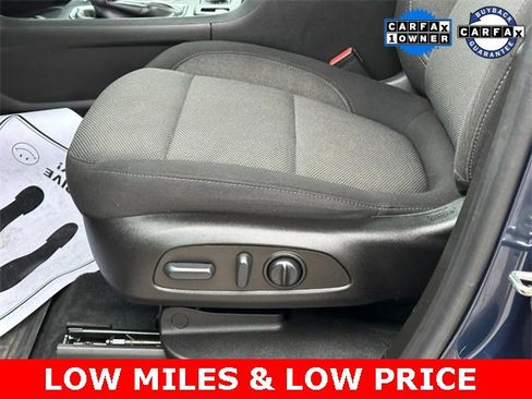 Certified 2022 Chevrolet Traverse LT image 17