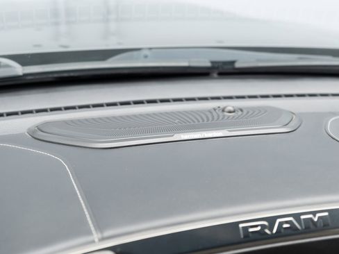 Used 2021 RAM 1500 Limited image 7