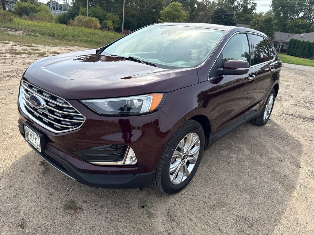 Used 2024 Ford Edge Titanium AWD/4WD image 18