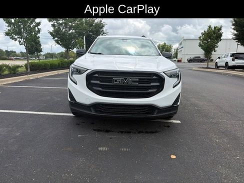 Used 2020 GMC Terrain SLE w/ Driver Convenience Package FWD image 3