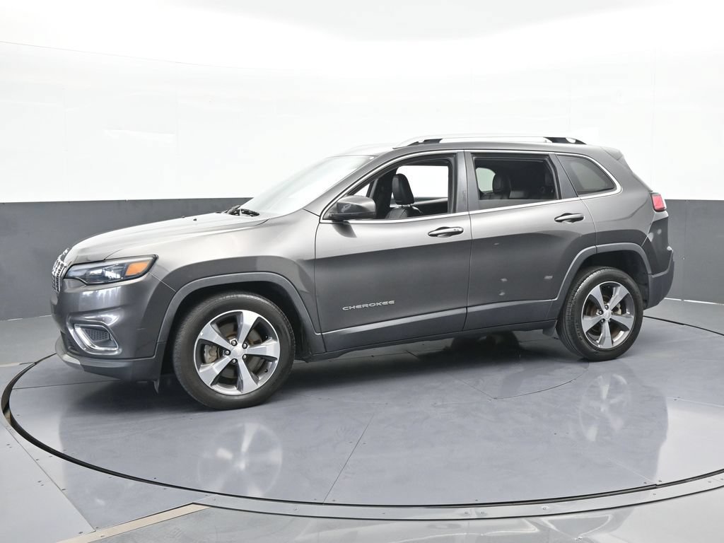 Used 2019 Jeep Cherokee Limited FWD image 2