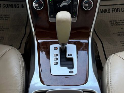 Used 2012 Volvo XC70 T6 image 25