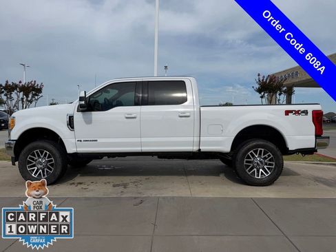 Used 2017 Ford F250 Lariat w/ Lariat Value Package AWD/4WD image 10