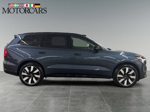 Certified 2025 Volvo EX90 Ultra AWD/4WD image 2