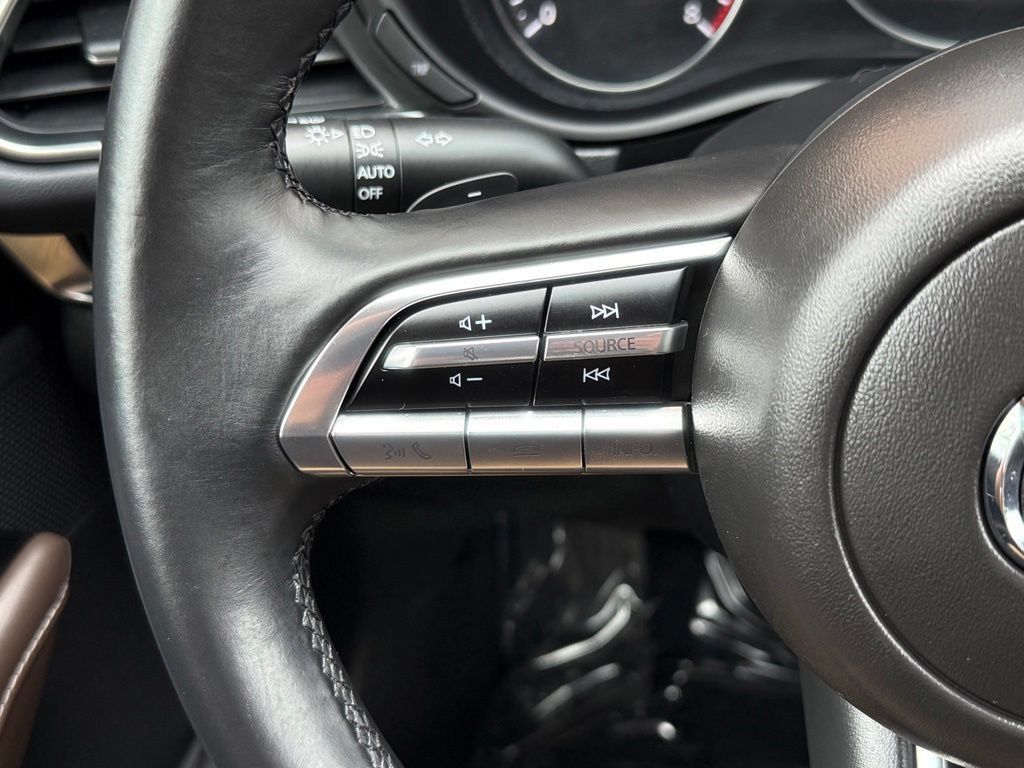 Used 2022 MAZDA CX-30 AWD 2.5 S w/ Premium Package image 28