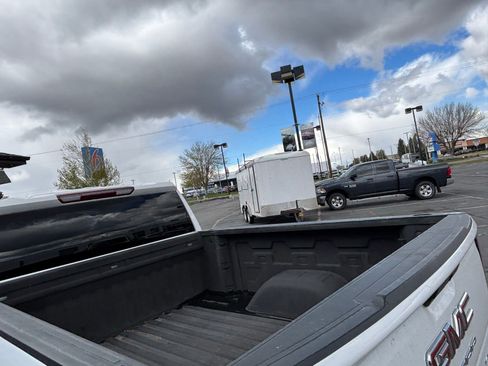 Used 2019 GMC Sierra 1500 SLE w/ Fleet Comfort Package image 6