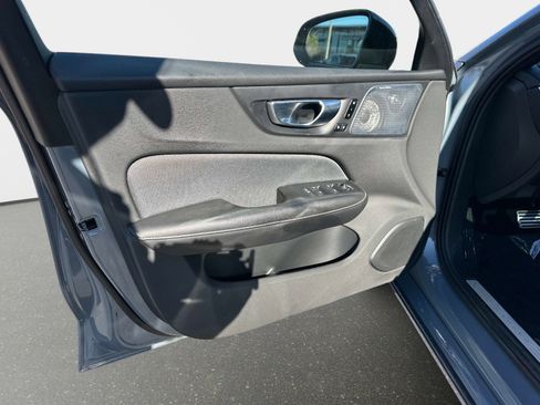 Used 2022 Volvo S60 T8 Polestar w/ Protection Package Premier image 16