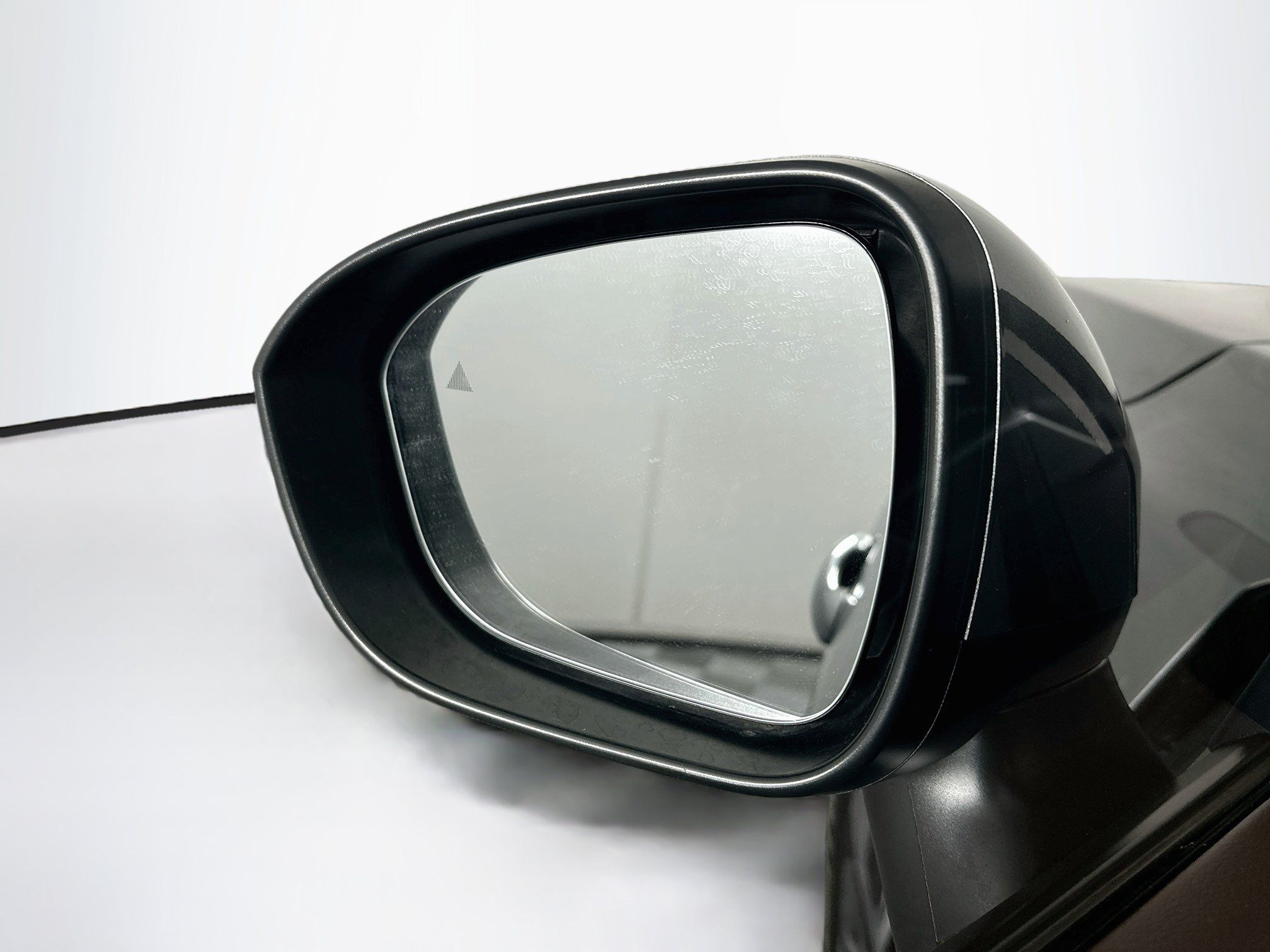 Used 2023 Nissan Rogue SV AWD/4WD image 16