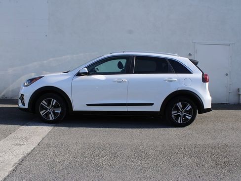 Used 2020 Kia Niro LXS FWD image 4