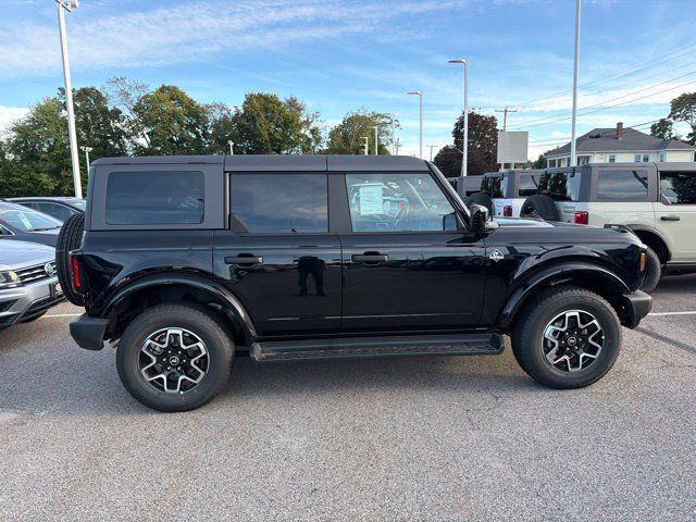 New 2026 Ford Bronco Outer Banks AWD/4WD image 2