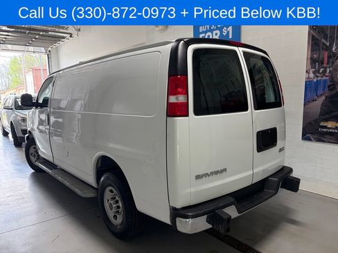 Used 2024 GMC Savana 2500 w/ Driver Convenience Package RWD image 8