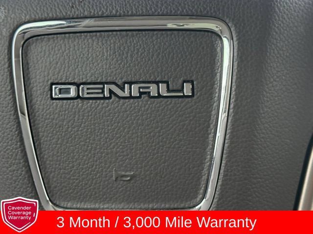Used 2020 GMC Yukon Denali w/ Open Road Package RWD image 5