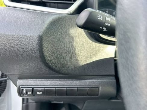 Used 2024 Toyota Corolla LE FWD image 17