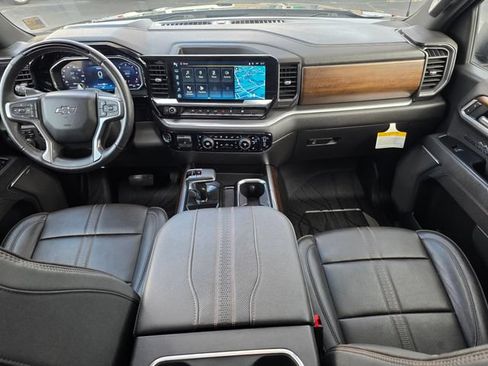 Used 2026 Chevrolet Silverado 1500 High Country w/ Midnight Edition AWD/4WD image 36