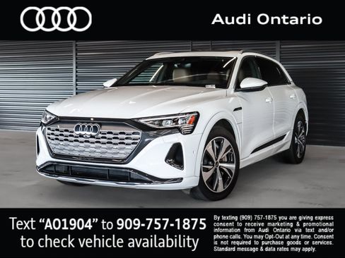 Used 2024 Audi Q8 e-tron Premium Plus image 1