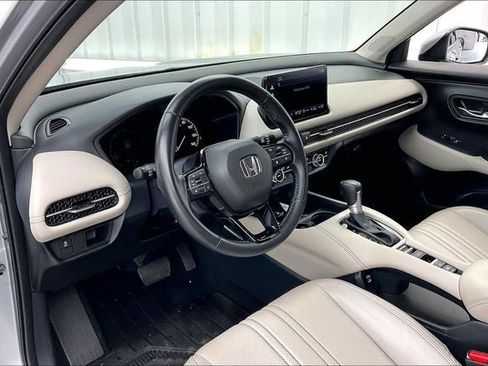 Certified 2025 Honda HR-V EX-L image 17