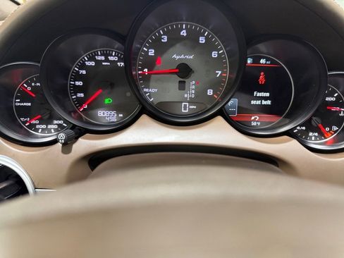 Used 2012 Porsche Cayenne S image 29