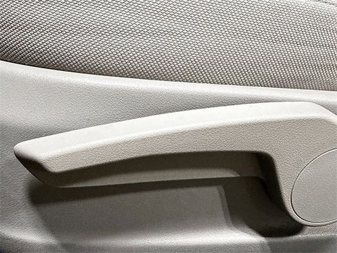 Used 2015 Subaru Forester 2.5i w/ Alloy Wheel Package image 20