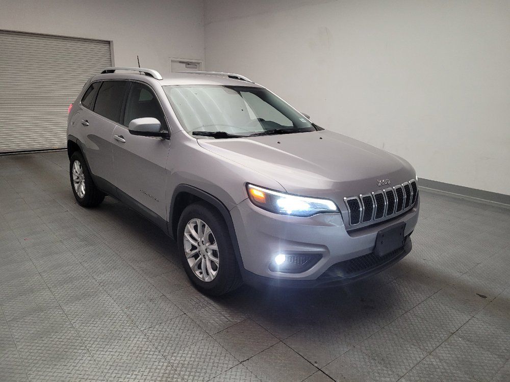 Used 2019 Jeep Cherokee Latitude w/ Popular Appearance Group FWD image 13