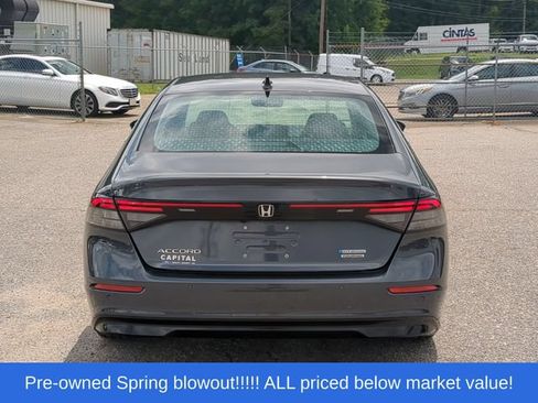 Used 2023 Honda Accord Touring image 12