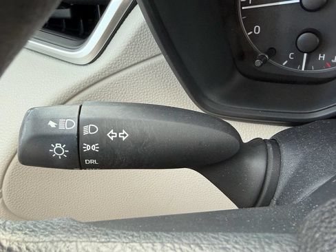 Used 2024 Toyota Corolla Cross L FWD image 25