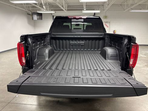New 2026 GMC Sierra 1500 Denali w/ Denali Reserve Package image 18