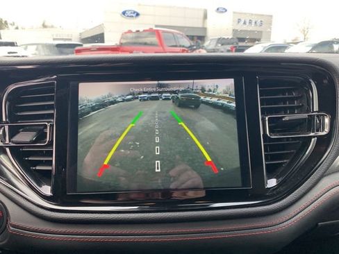 Used 2024 Dodge Durango GT image 33