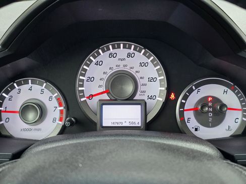 Used 2014 Honda Pilot Touring image 26