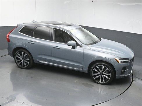 Certified 2023 Volvo XC60 B5 Ultimate image 43