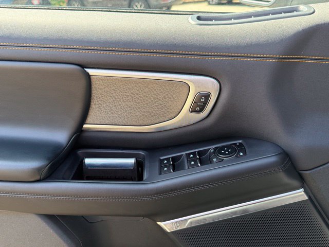 Used 2025 Ford Expedition Tremor AWD/4WD image 15