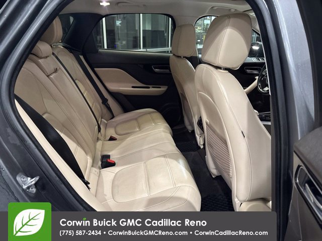 Used 2017 Jaguar F-PACE Prestige AWD/4WD image 16