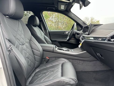 New 2026 BMW X5 xDrive40i w/ Premium Package image 25
