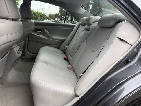 Used 2009 Toyota Camry Hybrid FWD image 11