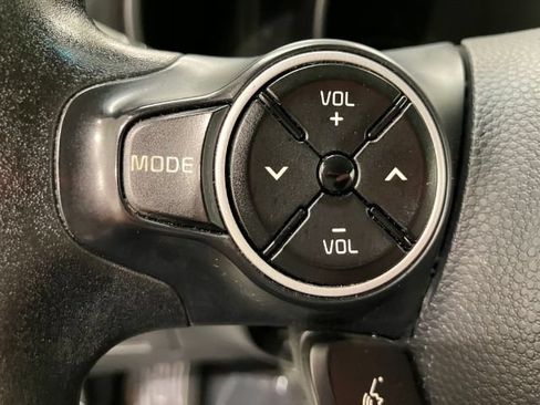 Used 2018 Kia Soul + FWD image 35