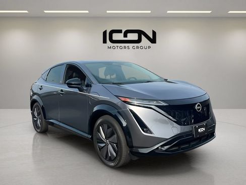 Used 2024 Nissan Ariya AWD image 10